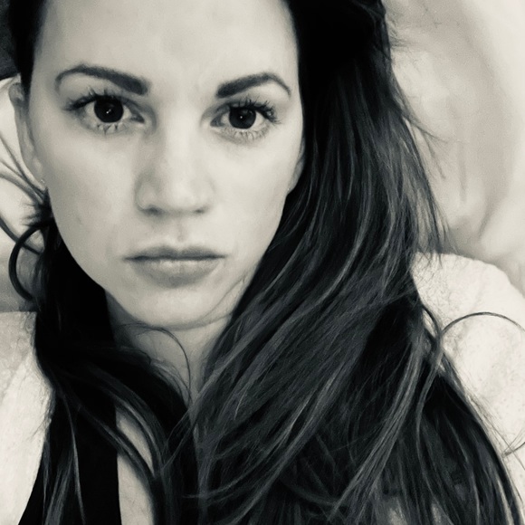 Meet your Posher, Samantha - Picture 1 of 1